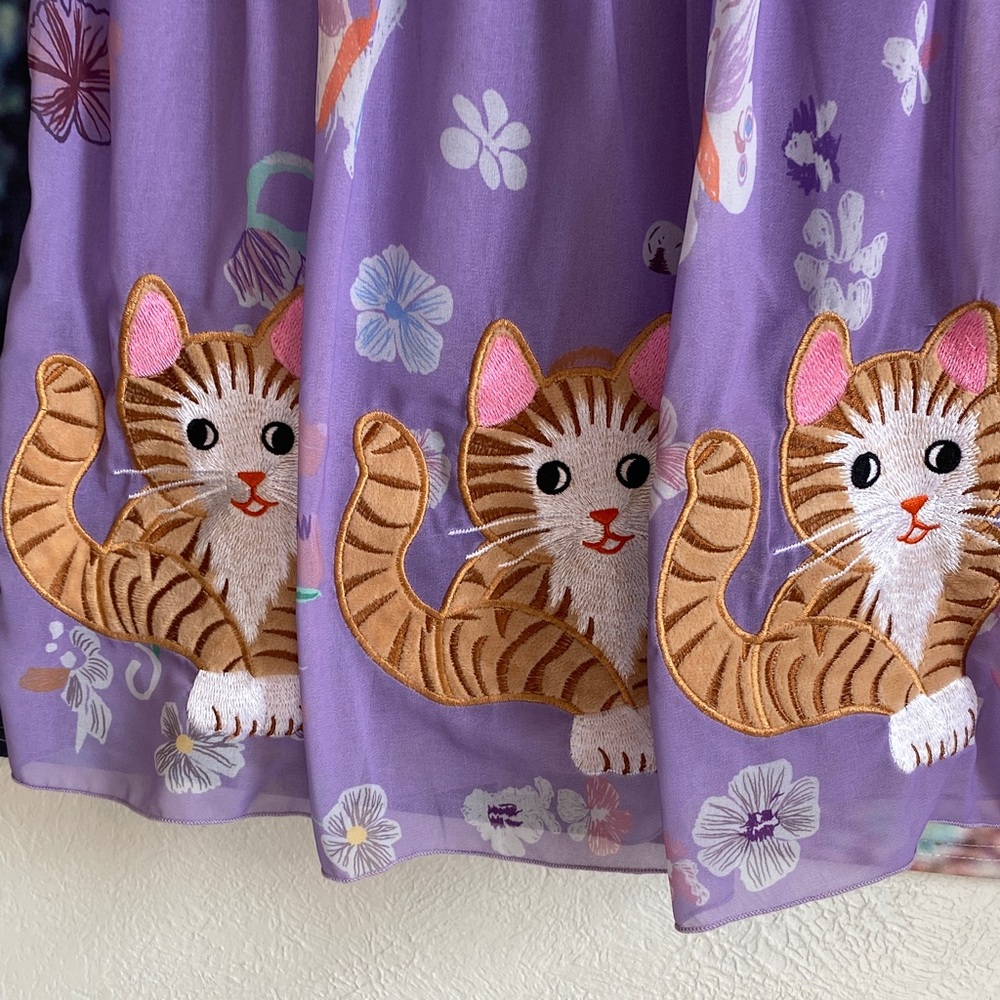 Charming Lavender Kids Dress with Cat Embroidery - Picture 4 of 9